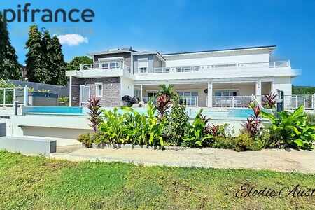 Propriété 7 pièces vue mer imprenable plus une parcelle de