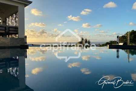 Ensemble de 3 villas vue mer sur Saint Francois (971)