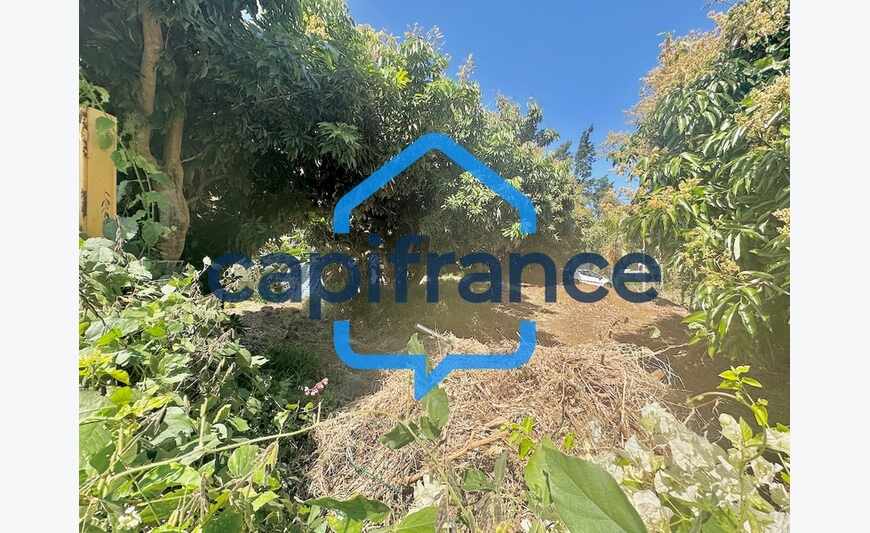 ? - Terrain Constructible 660 m² + Servitude - Ligne Des