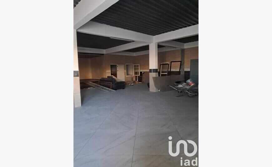 Terrain 800 m²
