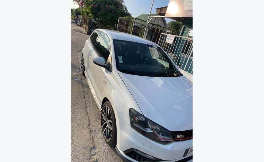 2016 Volkswagen polo