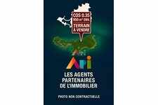 Terrain dans lotissement sécurisé avec potentiel vue mer