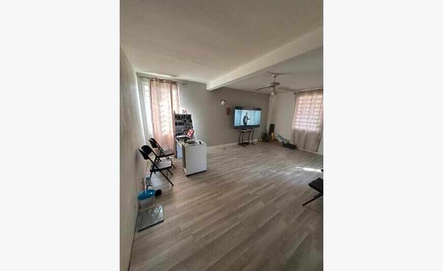Kourou : grand appartement avec 2 pièces à louer