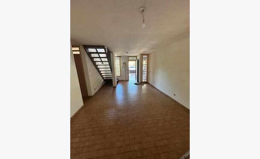 Kourou : maison de 110m2 en location 1200 Eur par mois