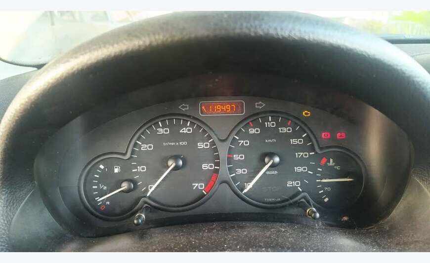 PEUGEOT 206 EN PIÈCES DÉTACHÉES