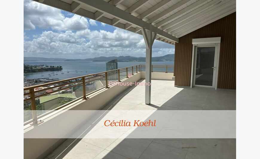 Apt T4 de 133m² avec terrasse vue mer
