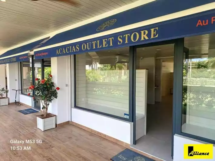commercial unit for rent in anse marcel