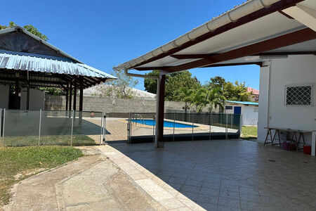 Remire Montjoly Maison T4 avec Piscine de 137.24 m2 + Apt T2