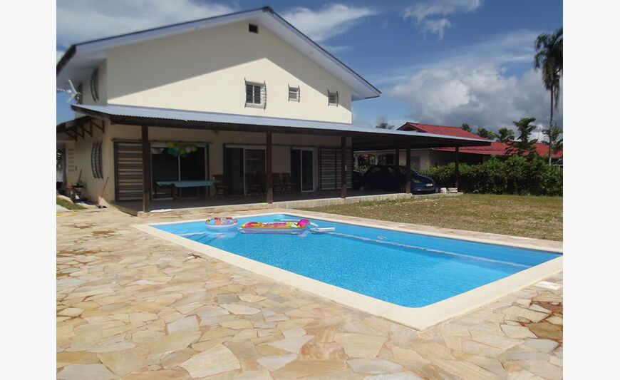 Une villa T7 de 280m² sur Matoury