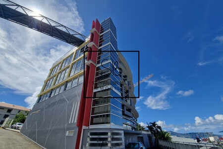 Fort De France : Exclusivité à Etang Zabricot : Bureaux de