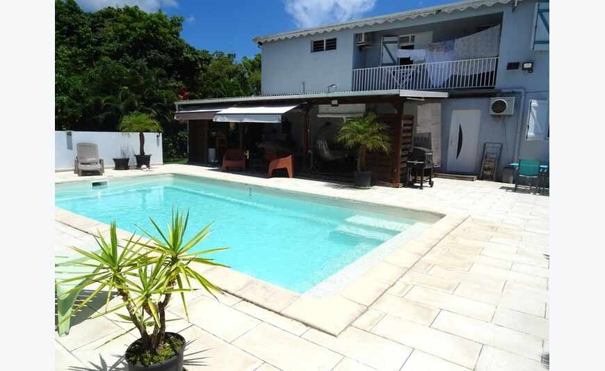 Maison 8 pièces Saint Francois (971)