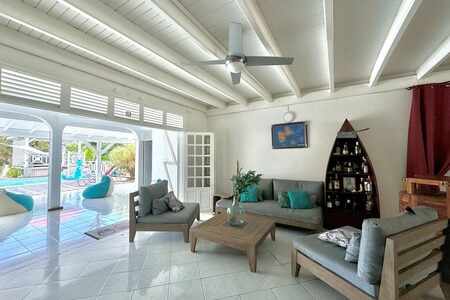 Villa De Charme Avec Piscine & Annexes - Saint-François