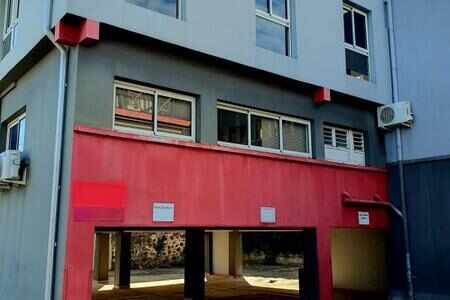 Immeuble 878 m²