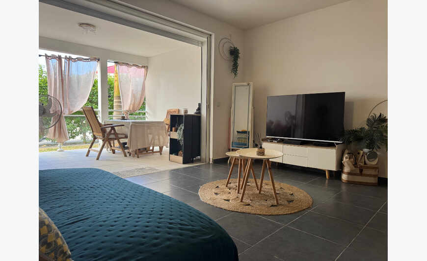 STUDIO - LARGE VARANGUE 13,50M2 - SANS VIS A VIS