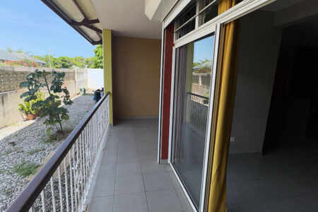 Appartement T2 avec terrasse de 55 m² - proche Hôpital de