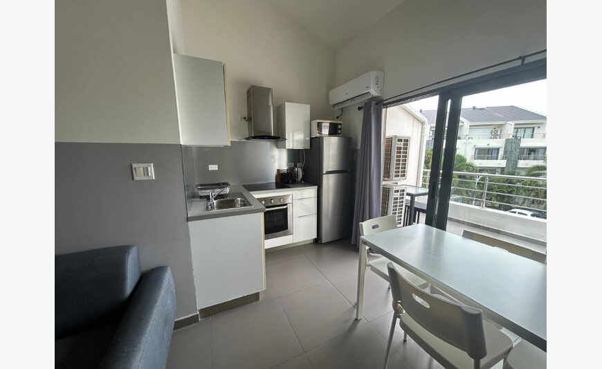 Sunny Modern Duplex in Jordan Village