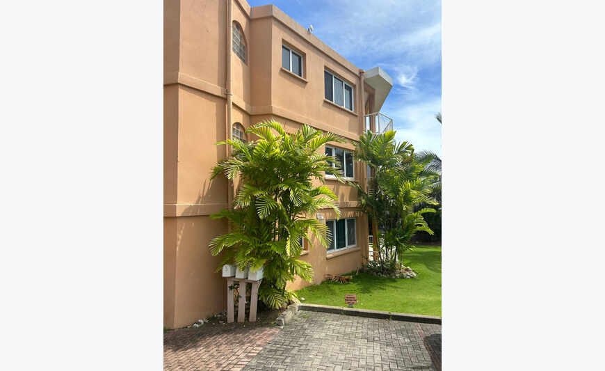 2-Bedroom Apartment for Rent in Pelikan Key