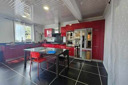 Maison 9 pièces Le Quatorzieme (974)