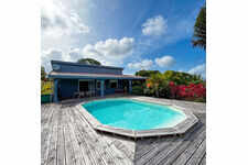 Maison T4 avec vue mer, piscine et appartement T2 au Robert