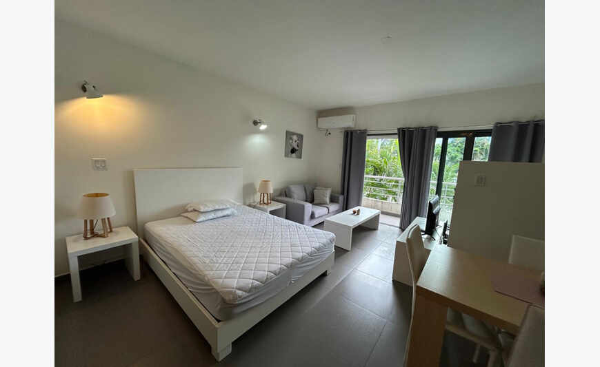 Modern Studio Cupecoy