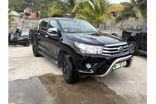 TOYOTA HILUX DOUBLE CAB 4X4
