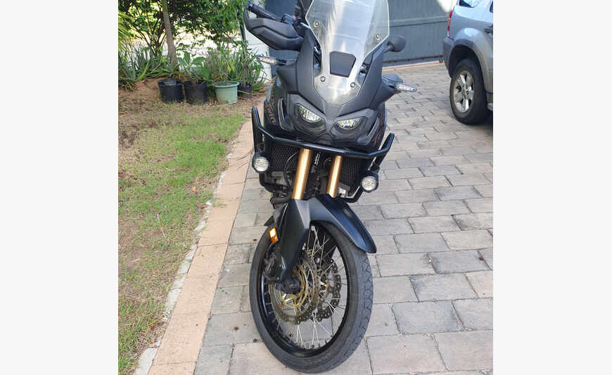1000 Honda Africa twin DCT