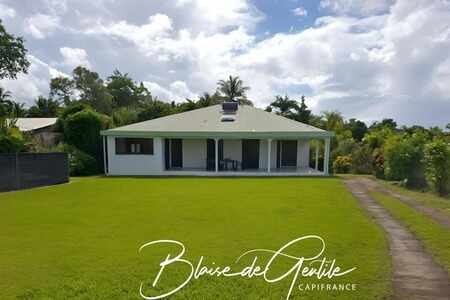 Maison 10 pièces Baie Mahault (971)