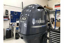 Used Yamaha 130HP 4-Stroke Outboard Motor Engine