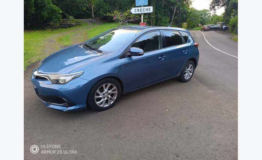 Toyota Auris essence