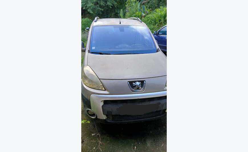 Peugeot partenaire 16/16 hdi