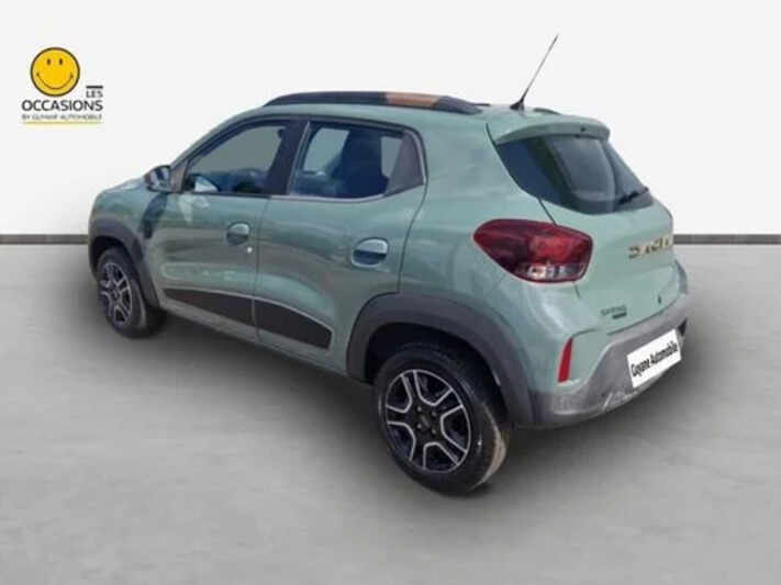 Dacia spring - Carros Guiana Francesa • Cyphoma